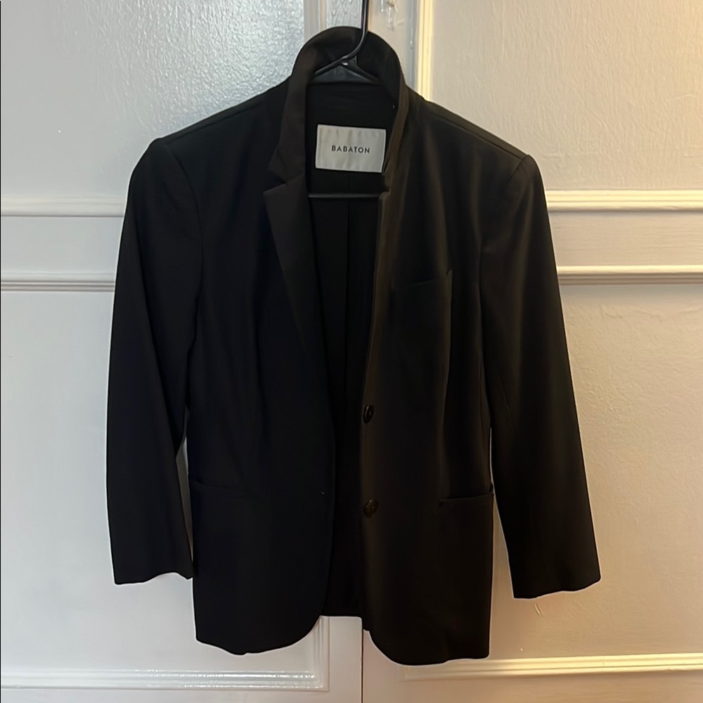 Aritzia Babaton Black Blazer 3/4 sleeves